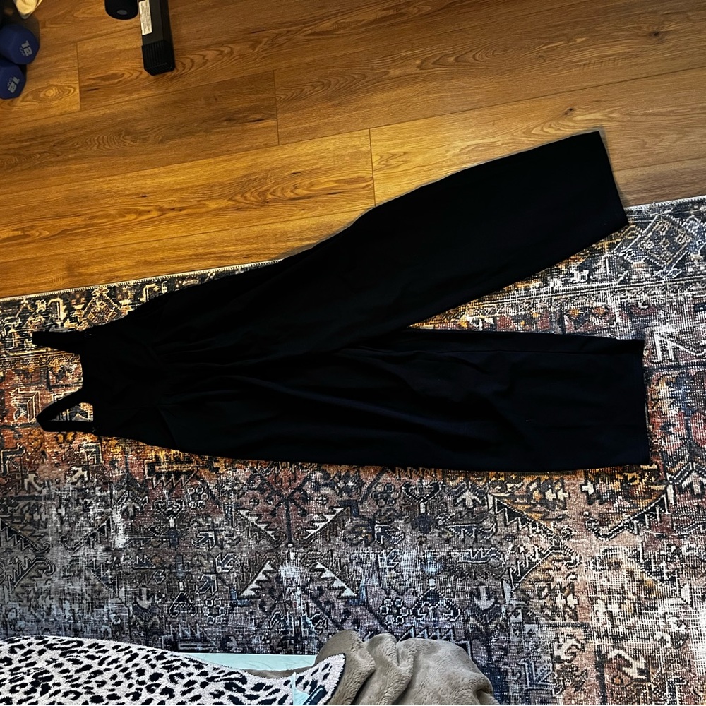 HALARA Black Wide-Leg Bib Jumpsuit with Adjustable Straps - Picture 5 of 5
